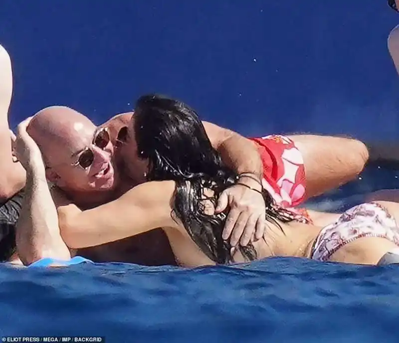 jeff bezos e laura sanchez a st. barts