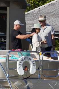 jeff bezos e laura sanchez a st. barts 5