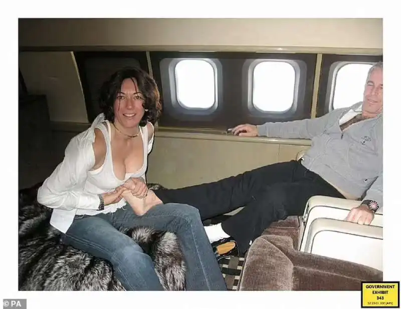 Jffrey Epstein e Ghislaine Maxwell 2