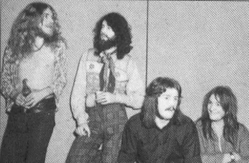 led zeppelin vigorelli backstage (2)