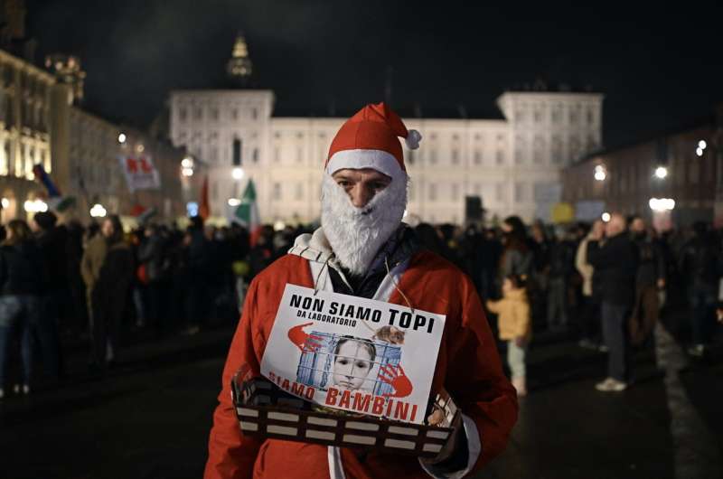 manifestazione no green pass a torino 6