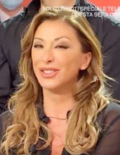 mara venier zittisce sabrina salerno 7