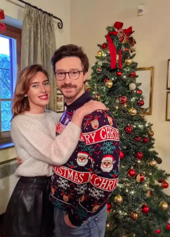 maria elena boschi con il fratello a natale 2