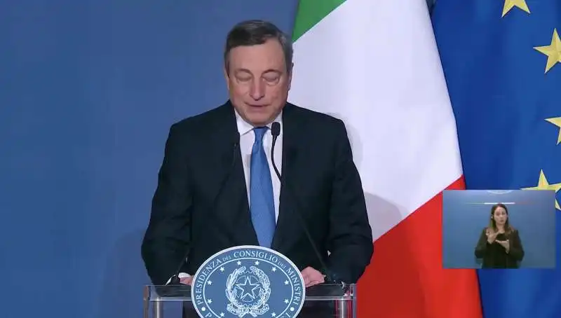 mario draghi   conferenza stampa di fine anno   5