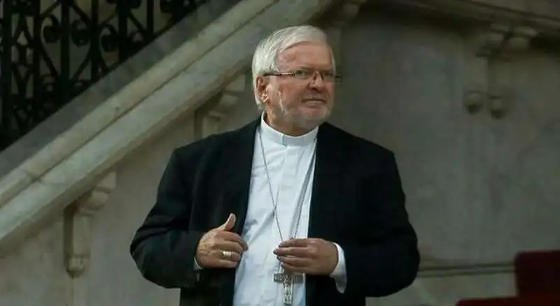 monsignor Aldo Giordano 