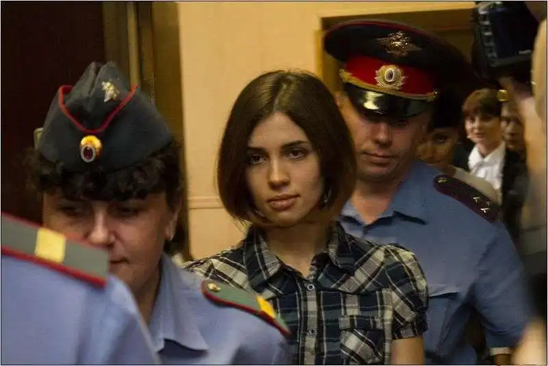 nadezhda tolokonnikova  10