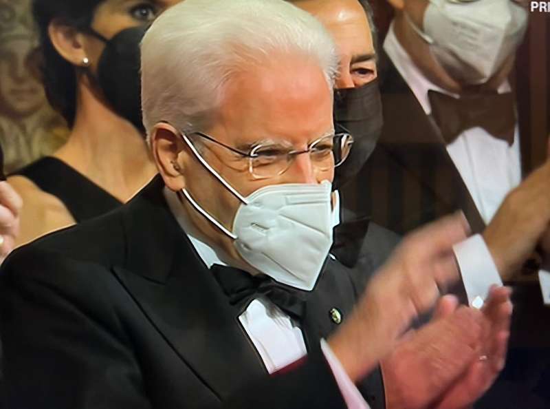 sergio mattarella alla prima della scala