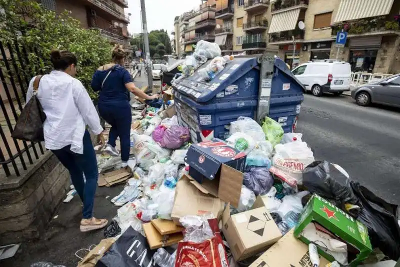 spazzatura a roma