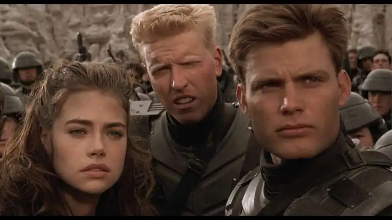 starship troopers – fanteria dello spazio.   