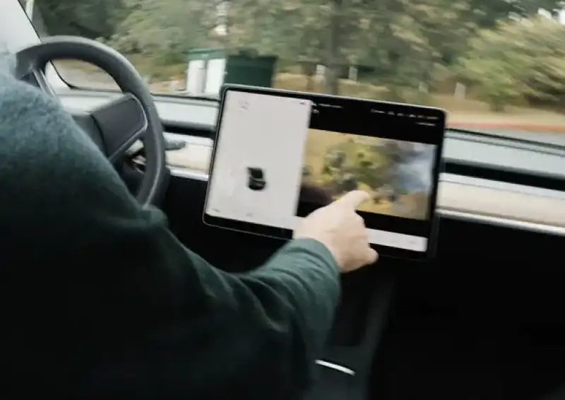 tesla passenger play 5