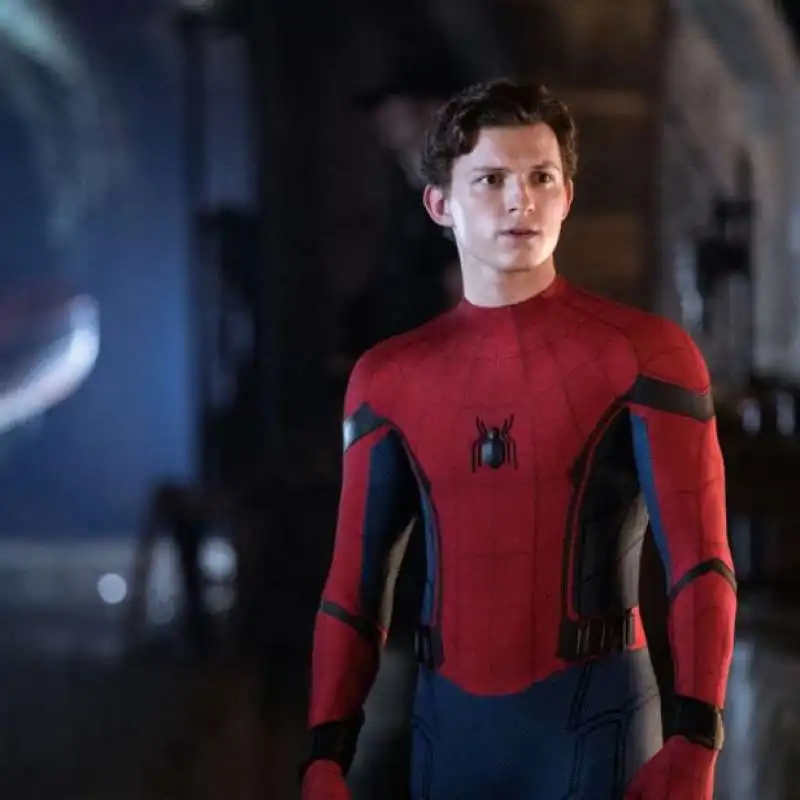 tom holland 8