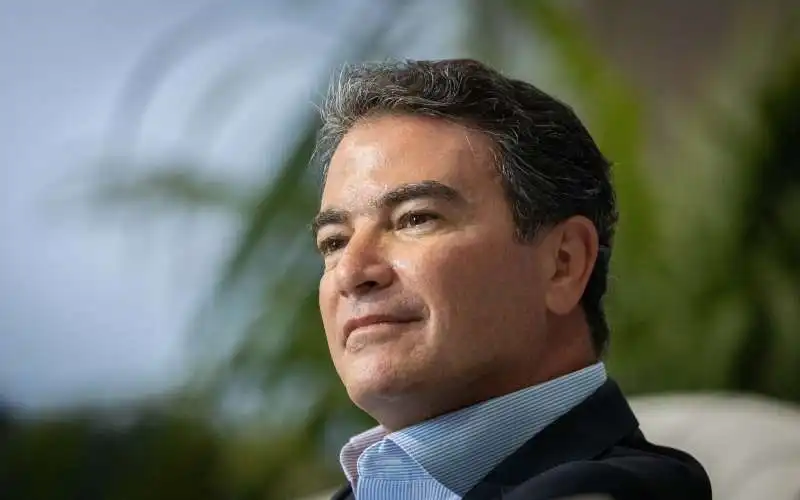 yossi cohen 8