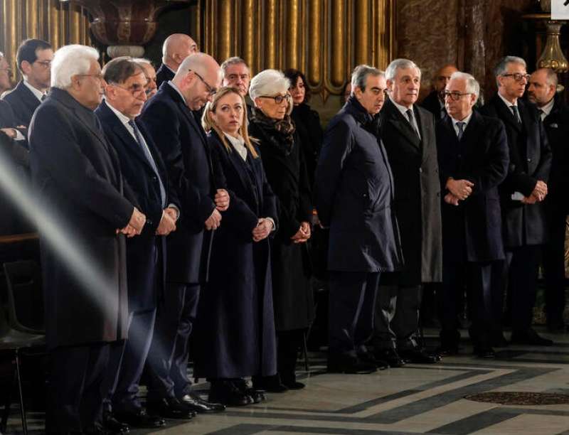 autorita al funerale di franco frattini