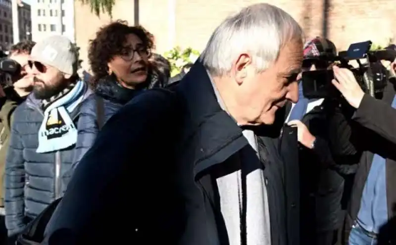 cardinale zuppi funerale di sinisa mihajlovic 