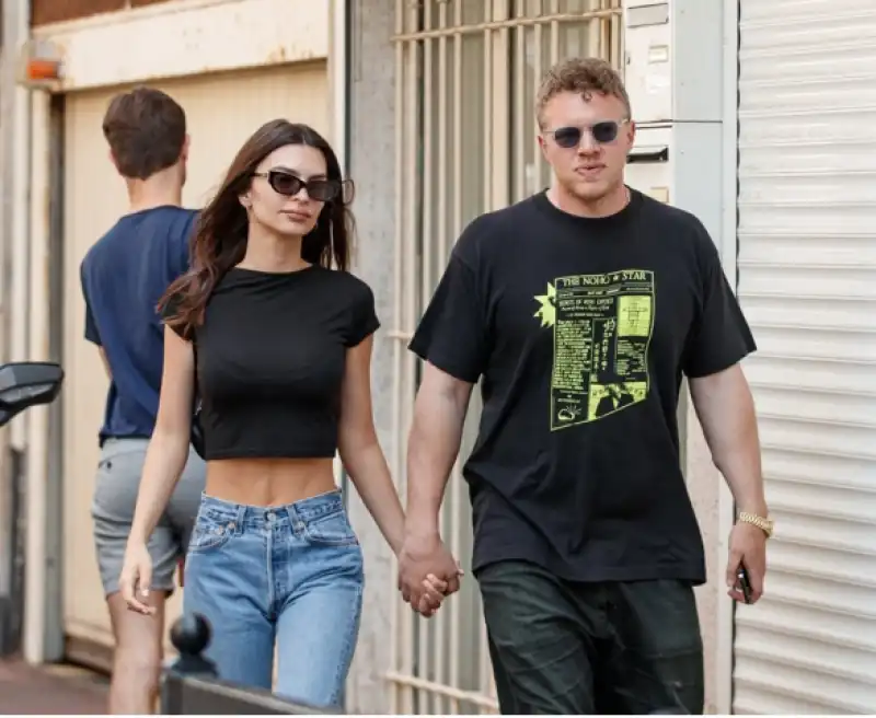 emily ratajkowski e sebastian bear mcclard