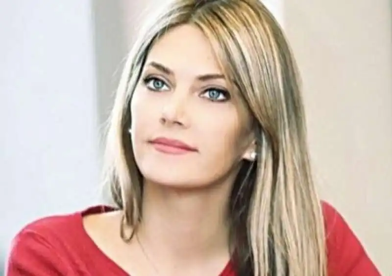 eva kaili 6