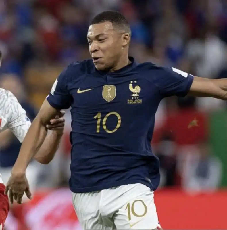 il pacco di kylian mbappe 