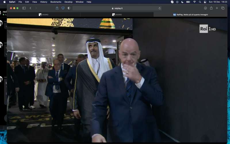 infantino al thani premiazione mondiale qatar 4