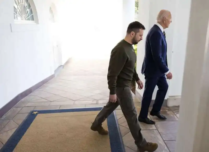 joe biden e zelesnky alla casa bianca