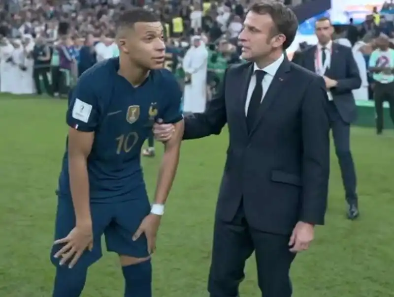 kylian mbappe emmanuel macron 1