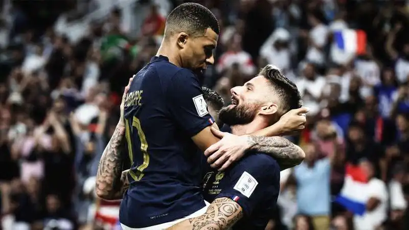 kylian mbappe olivier giroud 2