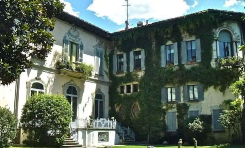 la casa degli atellani 12