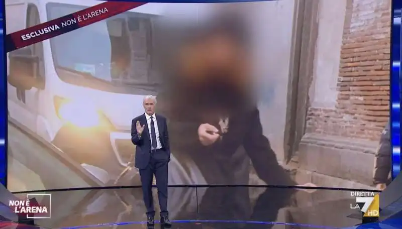 massimo giletti e la foto della professoressa del caso renzi mancini  