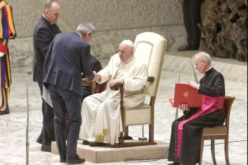 maurizio landini papa francesco 2