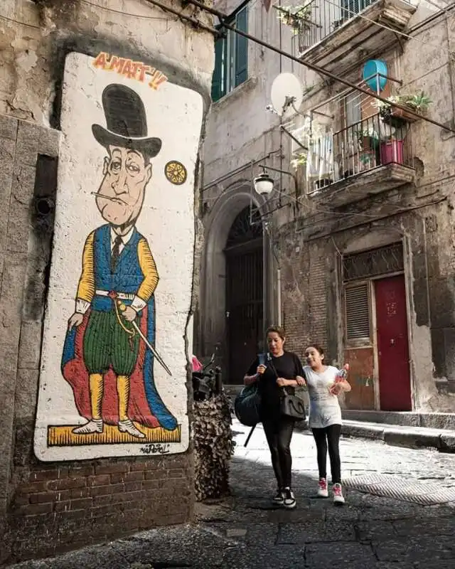 murale toto quartieri spagnoli