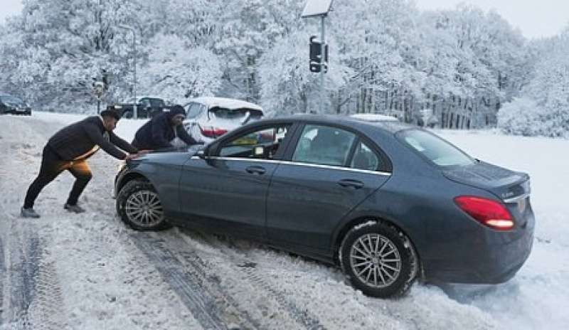 neve a londra 22