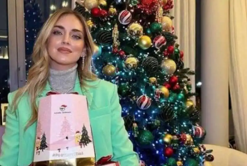 pandoro chiara ferragni 7