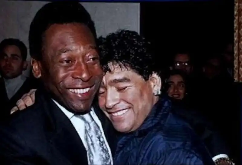 pele e diego armando maradona    