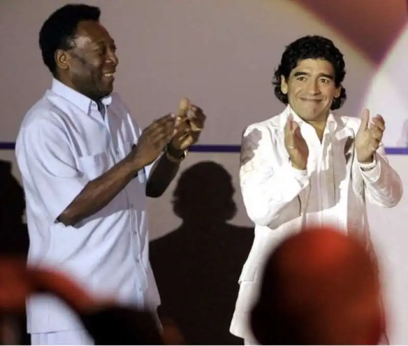 pele e diego armando maradona 9