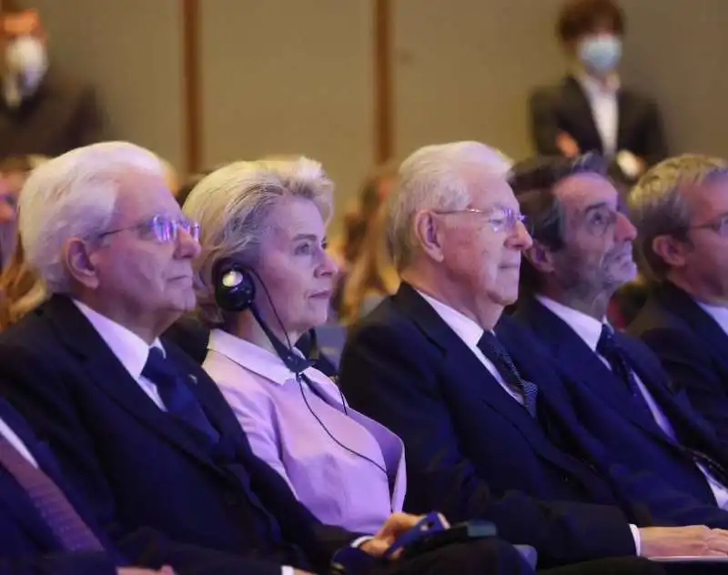 SERGIO MATTARELLA - URSULA VON DER LEYEN - MARIO MONTI  - ATTILIO FONTANA