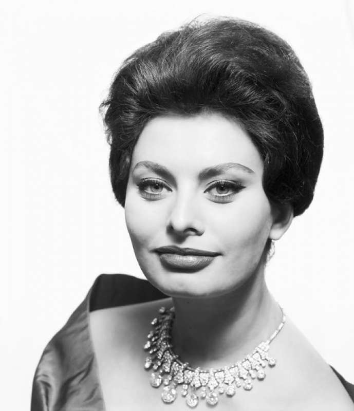 sophia loren fotografata da tony vaccaro