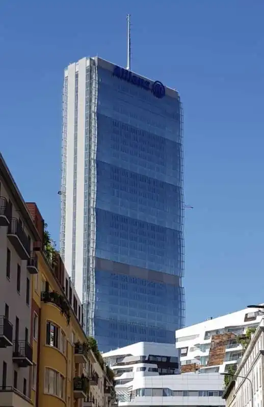 torre allianz di milano   arata isozaki 