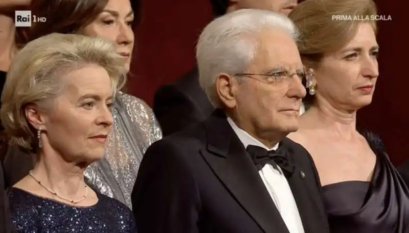 ursula von der leyen sergio mattarella   prima della scala 2022