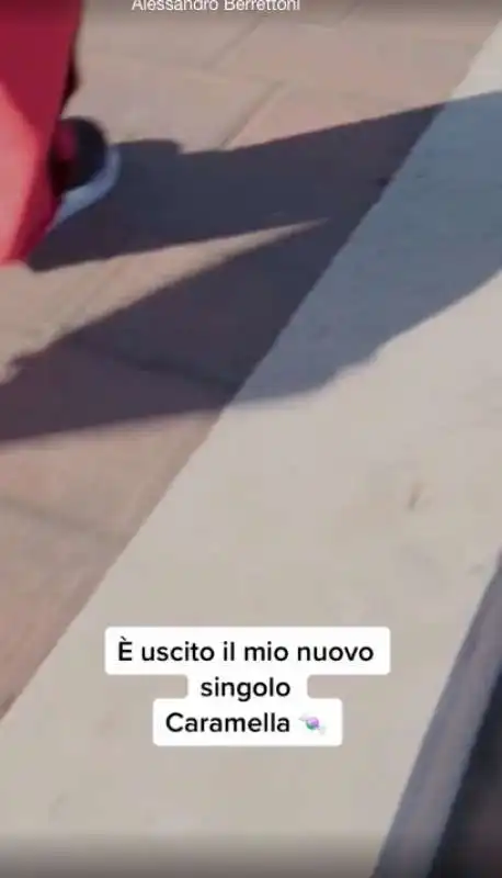 video tiktok paola turci caramella