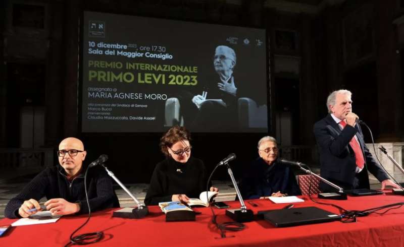 AGNESE MORO AL PREMIO LEVI A PALAZZO DUCALE A GENOVA