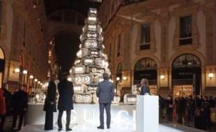 albero di gucci a milano 1