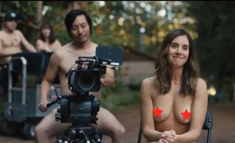 alison brie nuda in mi ricorda qualcuno