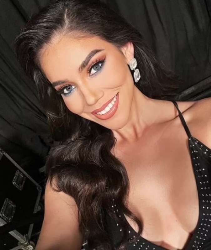 Alondra Mercado Campos - miss bolivia 2020