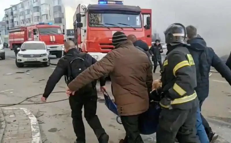 ATTACCO UCRAINO A BELGOROD, IN RUSSIA.  