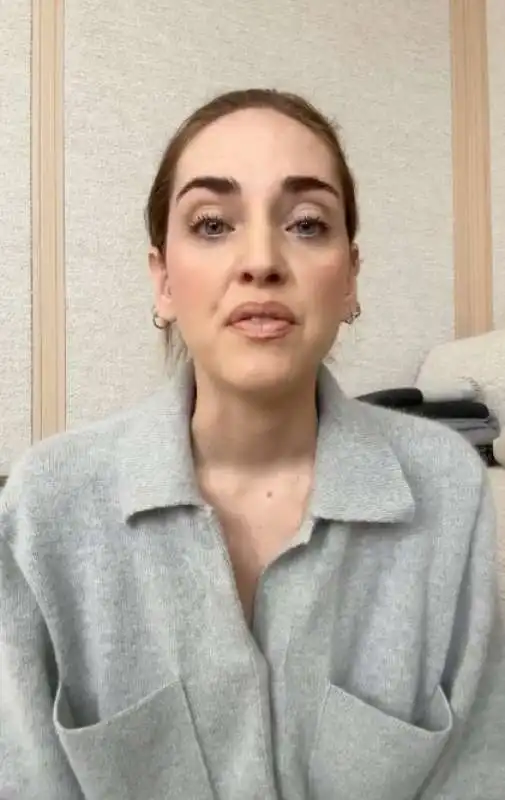 chiara ferragni si scusa dopo il caso dei pandori balocco 14