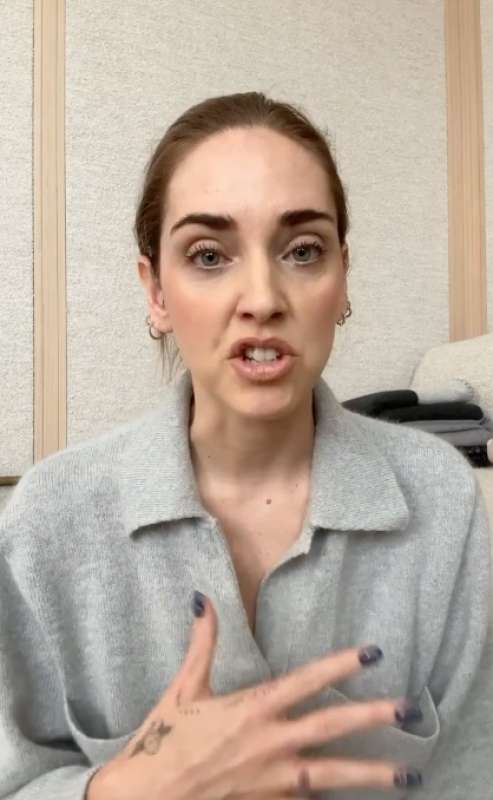 chiara ferragni si scusa dopo il caso dei pandori balocco 3