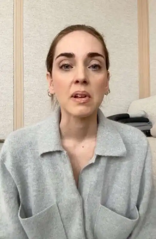 chiara ferragni si scusa dopo il caso dei pandori balocco 7