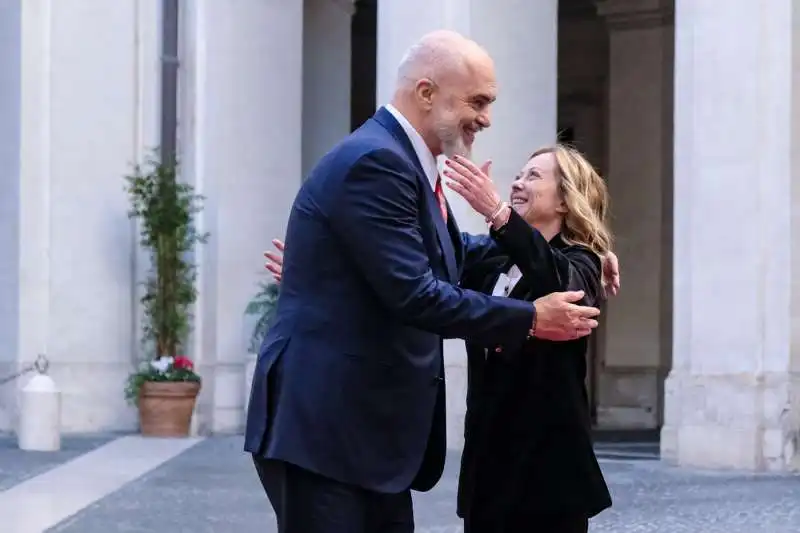 EDI RAMA - GIORGIA MELONI 