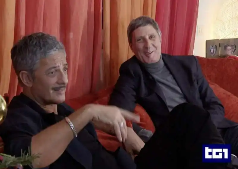 fiorello intervistato da gianmarco chiocci al tg1   3