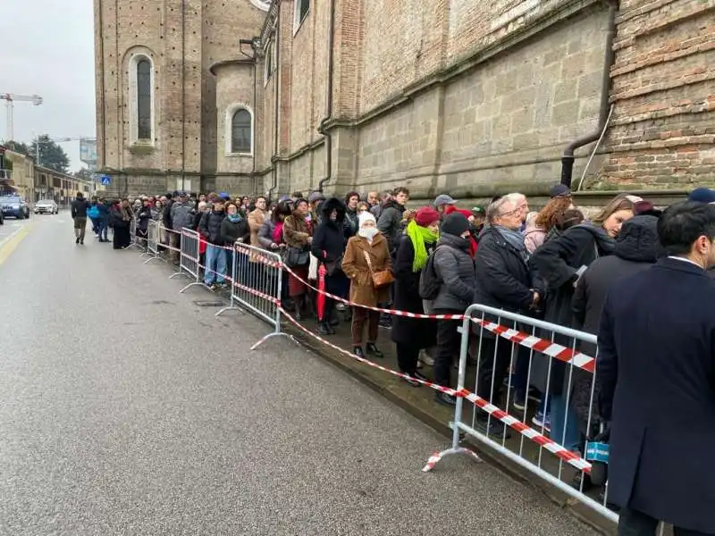 funerali di giulia cecchettin   18