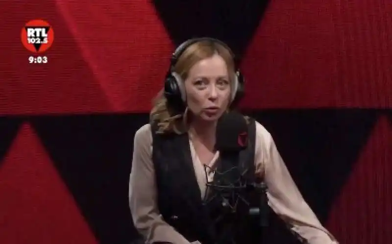 GIORGIA MELONI A RTL 102.5